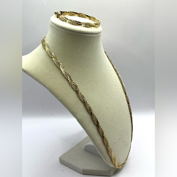 Chunky Statement Necklace and Bracelet SET Gold Tone Interlocking Links Unisex - Picture 2 of 10